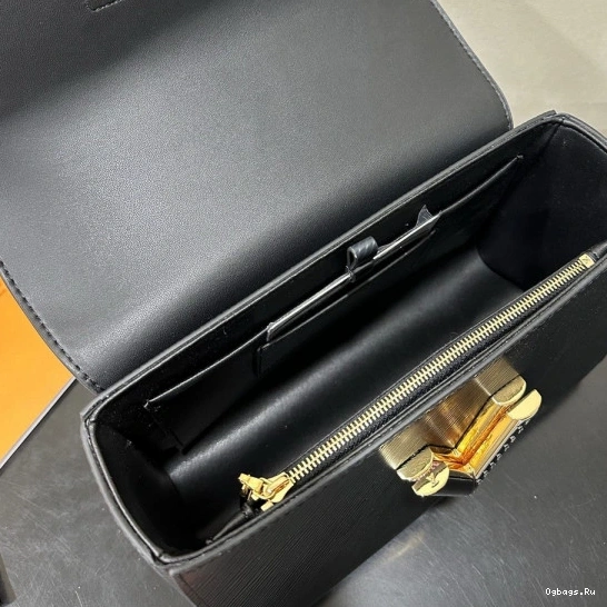 LOUIS TWIST VUITTON MM 0204